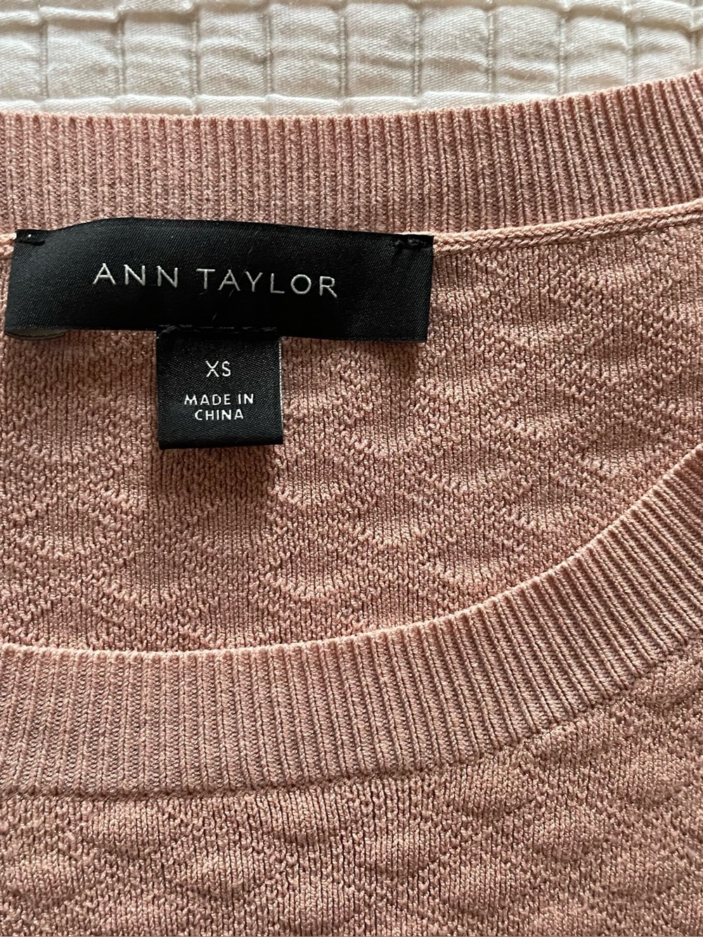 Pale Pink Short-Sleeved Sweater